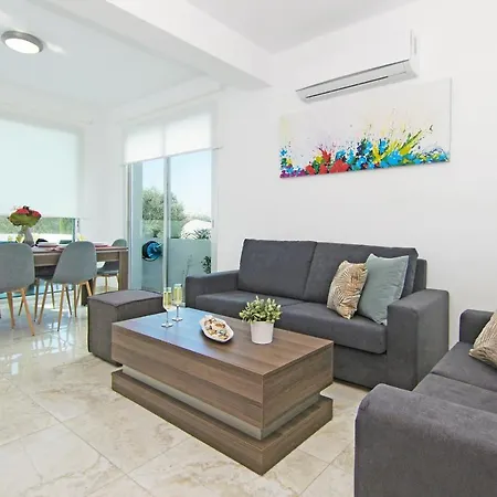 Villa Caren *